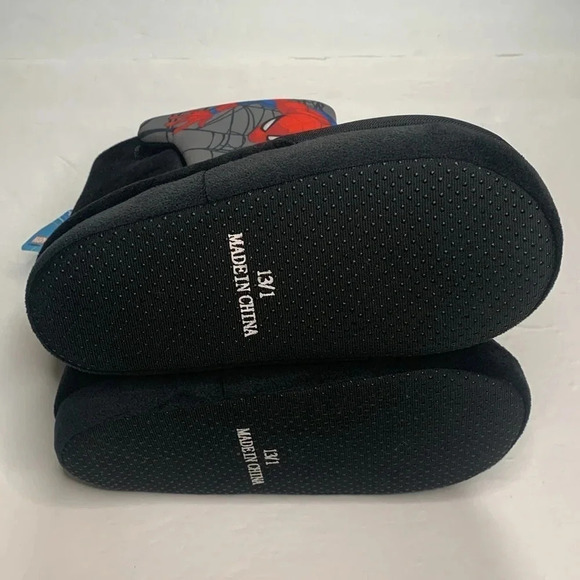 Marvel SpiderMan Boots Size 13/1 Black/Red NWT - Picture 7 of 8